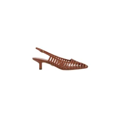 Britte Slingback Pump Brown