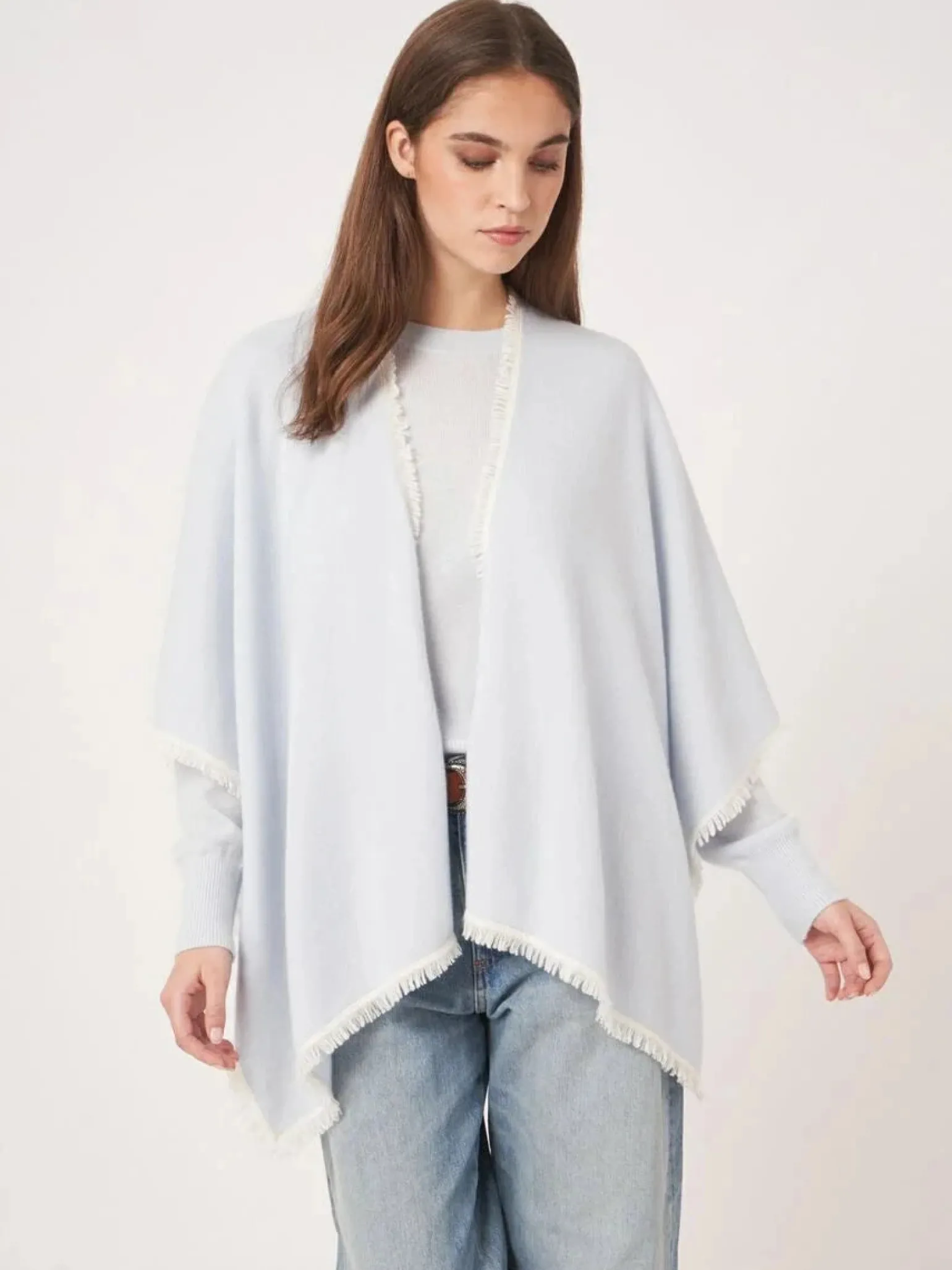 Cashmere Cape with Fringe Wave