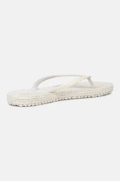 Cheerful Flip Flop Creme with Glitter