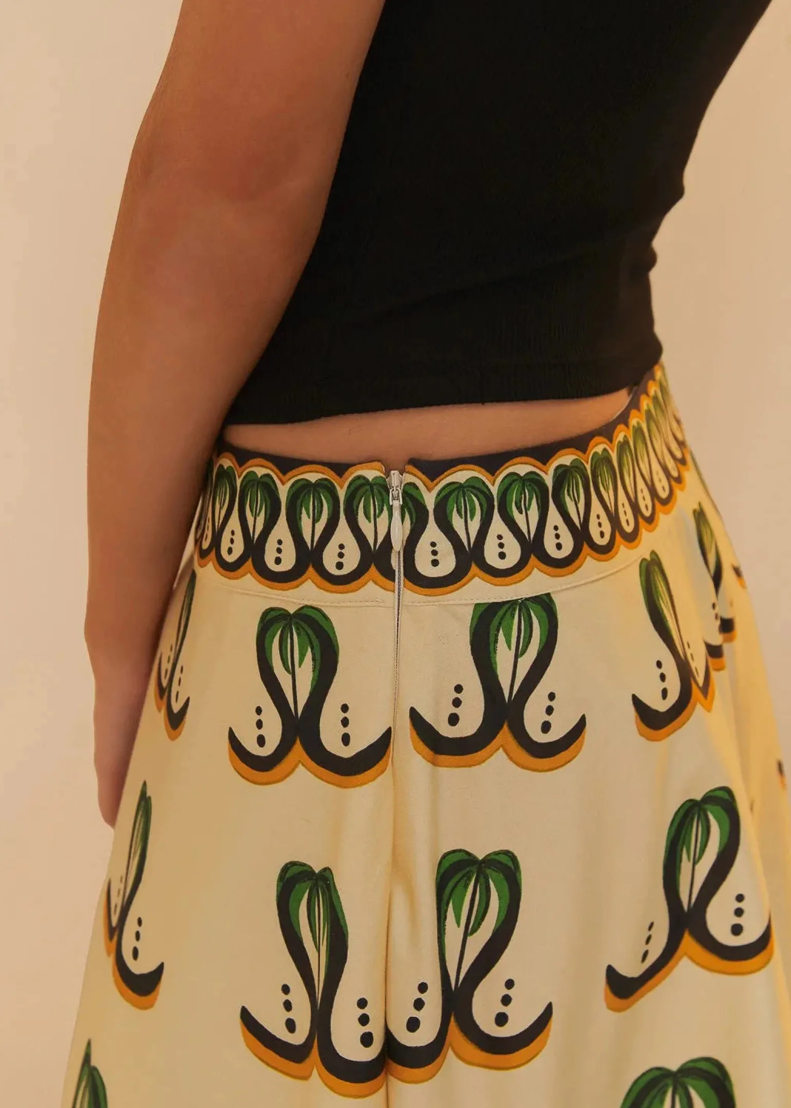 Coconut Tree Flow Skirt Multicolor