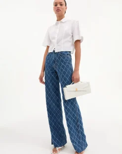 Dash Clutch Off White