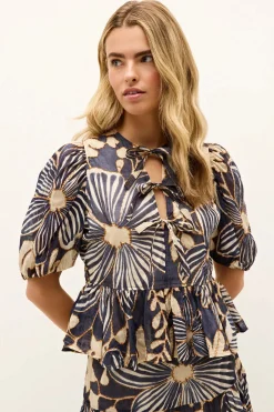 Estella Top Moonflower