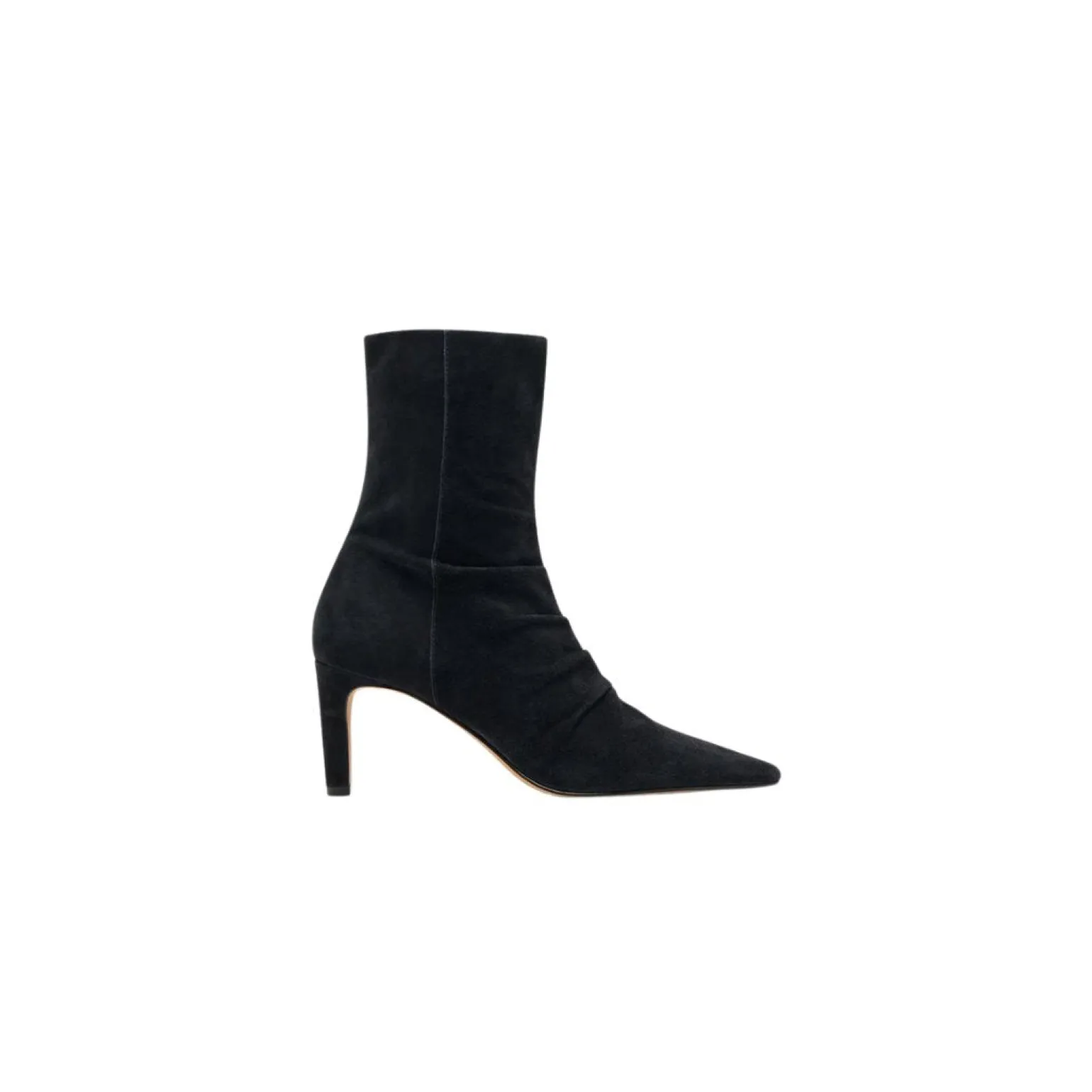 Fernly Onyx Suede
