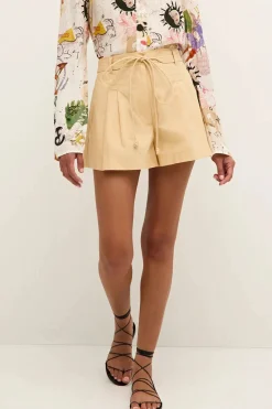 Lander Short Beige