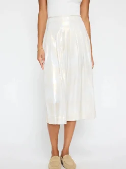 Neve Skirt Akoya Pearl