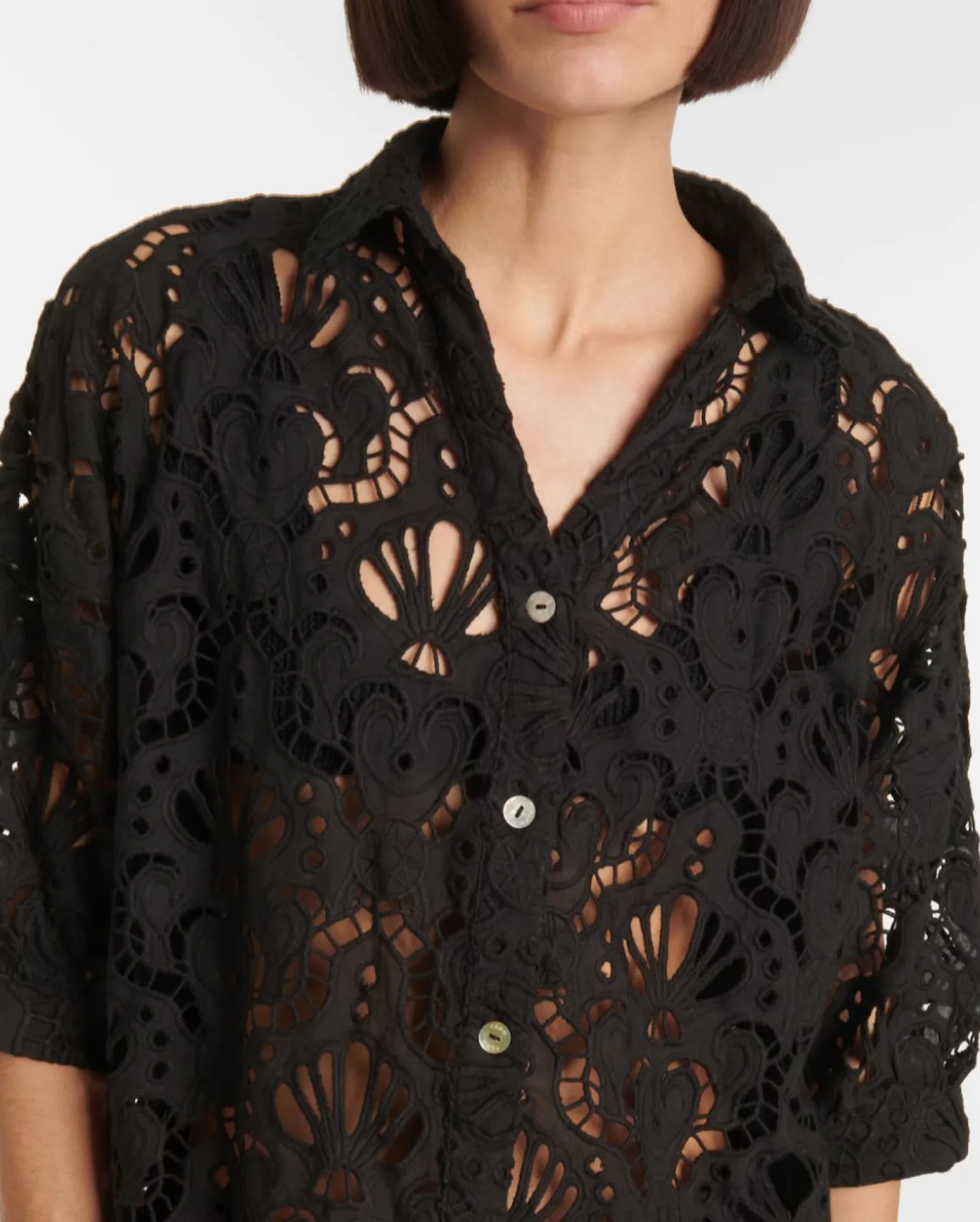 Seashell Eyelet Shirt Black