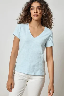 V-Neck Short Sleeve Back Seam Tee Spa